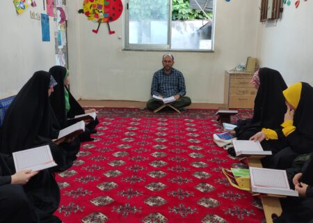 گزارش تصویری/ برگزاری کلاس های قرآن در رشته های حفظ و تجوید ویژه دختران