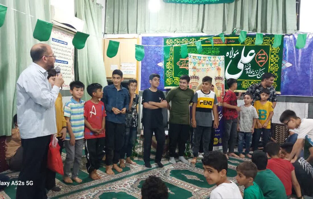 جشن عید سعید غدیر به همراه اطعام در مسجدالرضا(ع) برگزار شد.