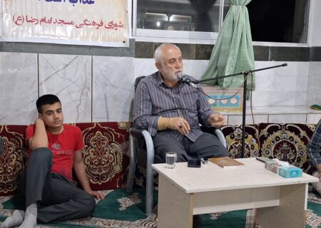 دومین جلسه هفتگی پاسخگو در مسجدالرضا(ع) برگزار شد.