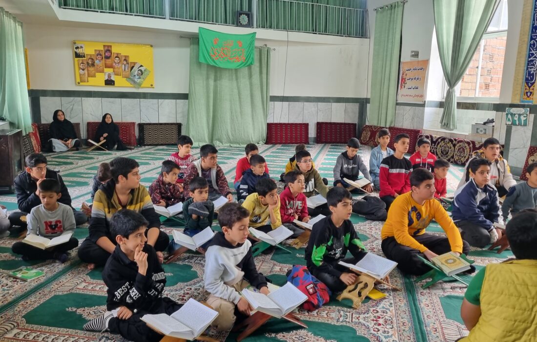 گزارش تصویری آموزش قرآن ویژه پسران همراه با برگزاری کارگاه مشاهده و توصیف / دارالقرآن هدایت با همکاری موسسه قرآنی هدایت