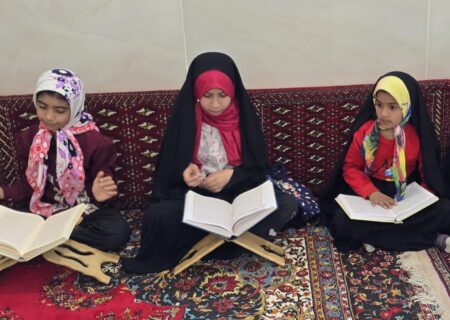 جزء خوانی قران کریم در ماه مبارک رمضان ویژه خواهران همراه با اجرای طرح زندگی با آیه ها
