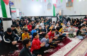 جشن ولادت حضرت فاطمه زهرا (س) در مسجدالرضا(ع) برگزار شد.