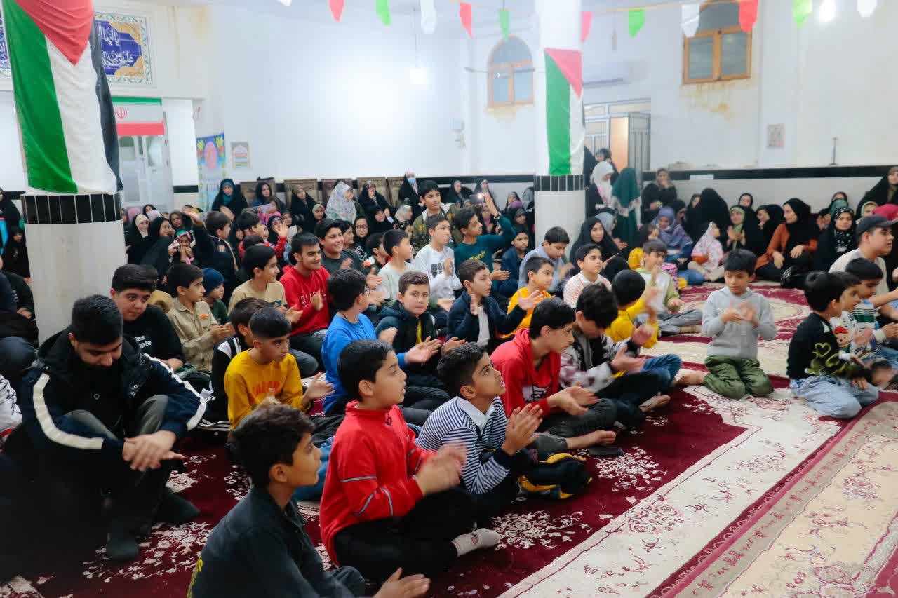 جشن ولادت حضرت فاطمه زهرا (س) در مسجدالرضا(ع) برگزار شد.